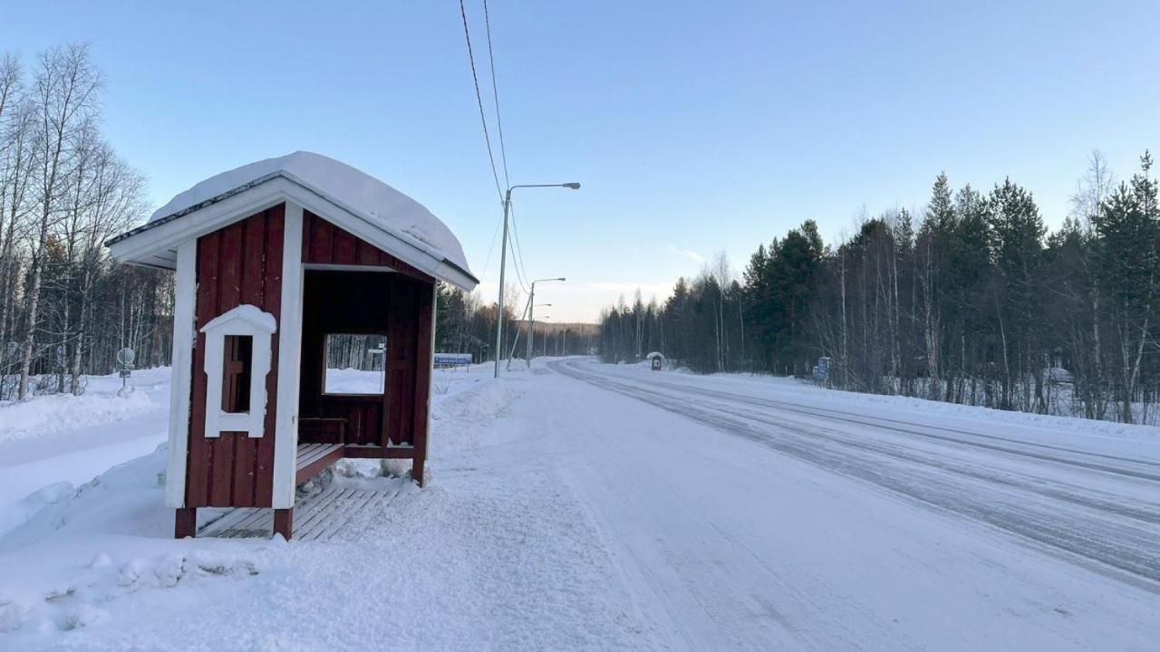 Kuukkeli Ivalo Airport Inn Exteriér fotografie